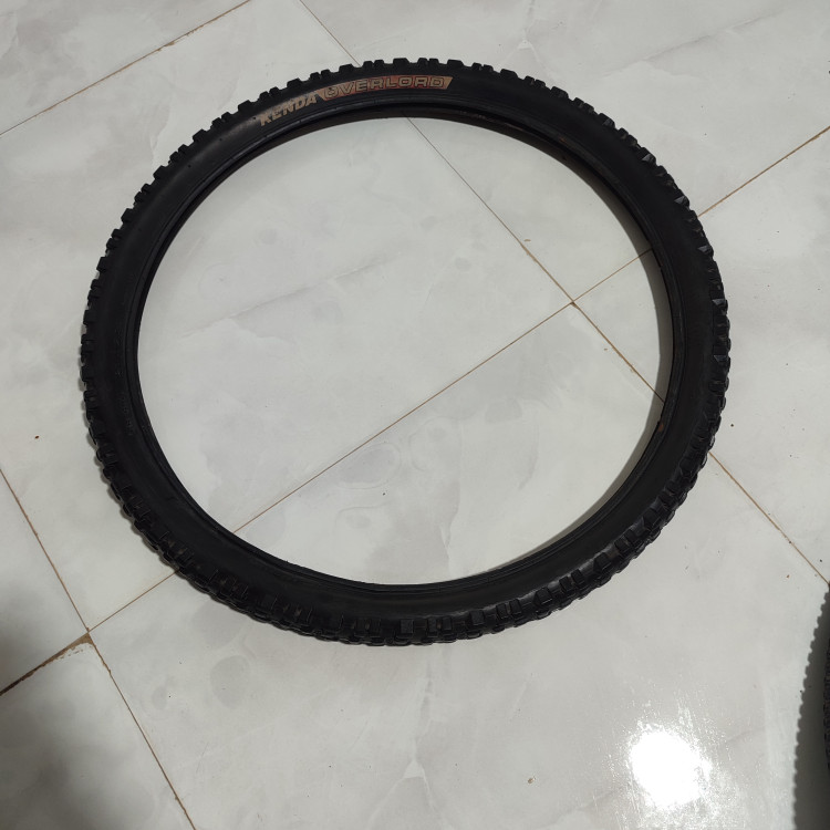 لاستیک دوچرخه سایز ۲۶ برند KENDA.