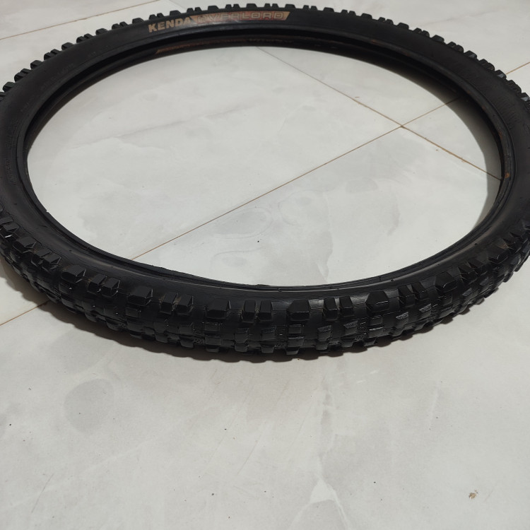 لاستیک دوچرخه سایز ۲۶ برند KENDA.